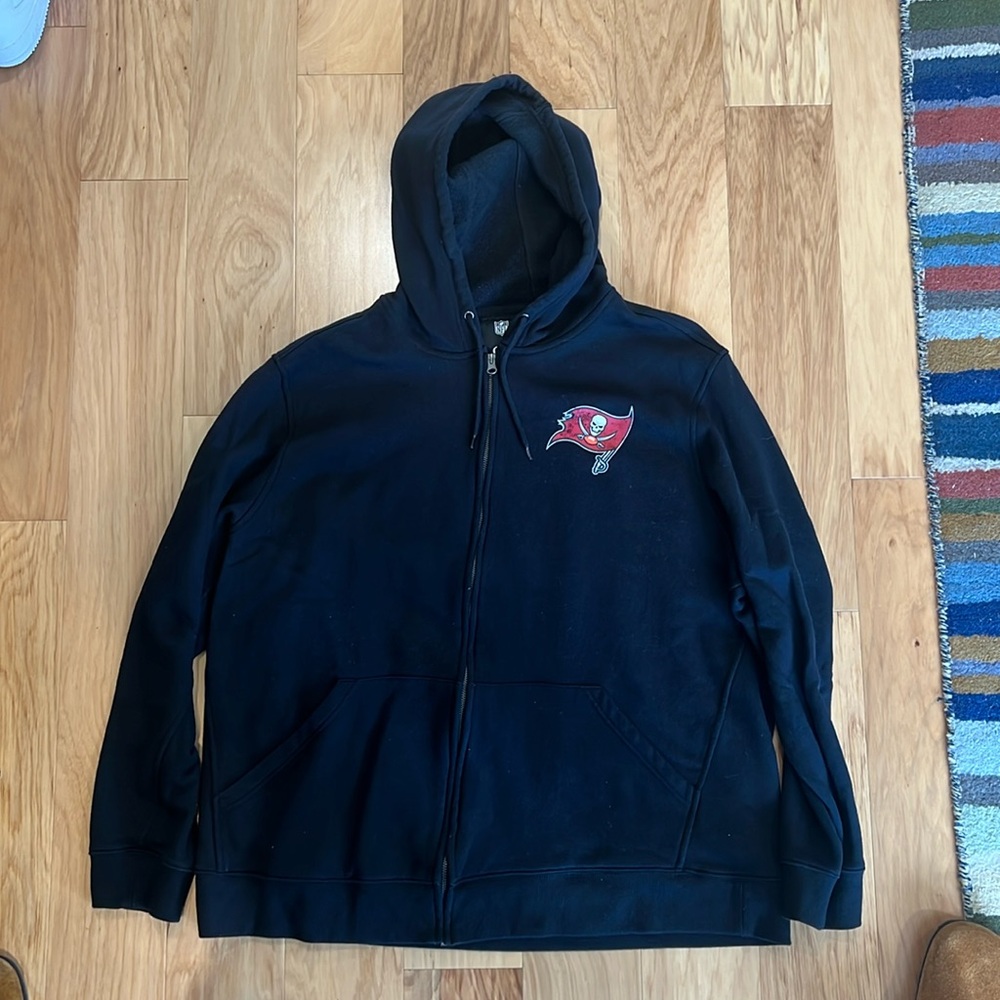 Buccaneers x Darius Rucker Hoodie size Xxl